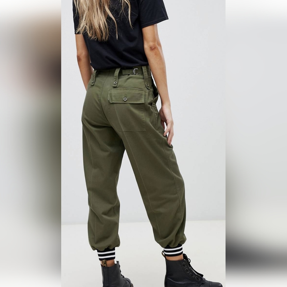 Cargo pants - Picture 2 of 4